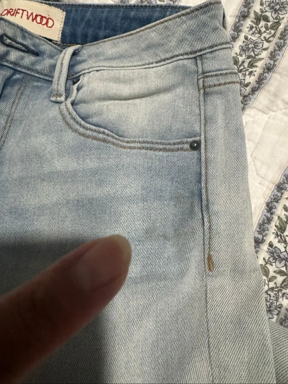 Driftwood light blue floral Embroidered Raw edge skinny jeans 26
